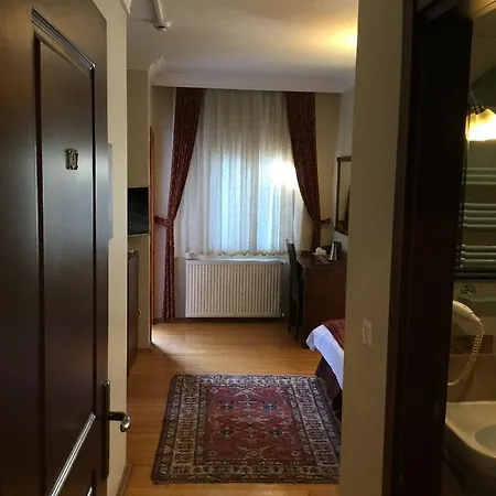 Otel Berce 2*