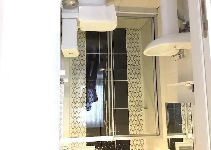 Ξενοδοχείο Berce 2*